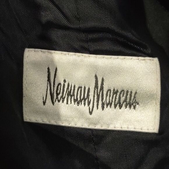 Elegant Black Pea Coat for Women - Picture 5 of 10